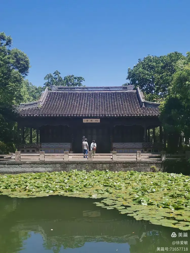 西溪草堂.梅竹山庄,庄内多古梅修竹